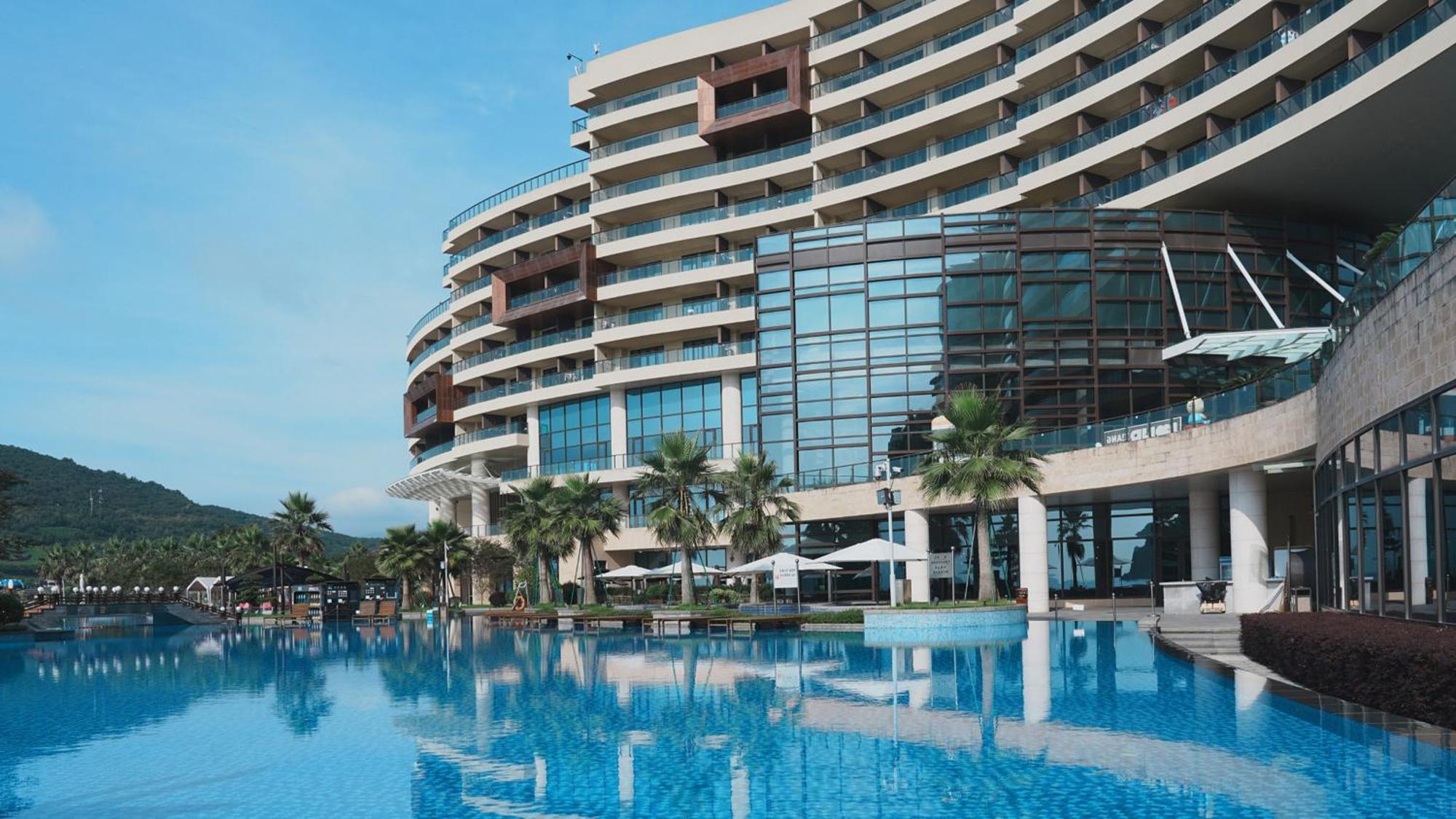 Crowne Plaza Ningbo Xiangshan Sea View By Ihg Buitenkant foto
