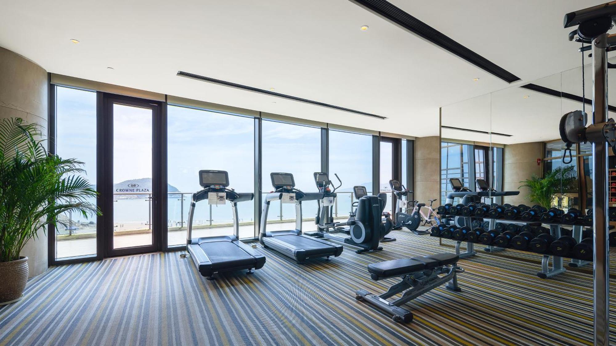 Crowne Plaza Ningbo Xiangshan Sea View By Ihg Buitenkant foto
